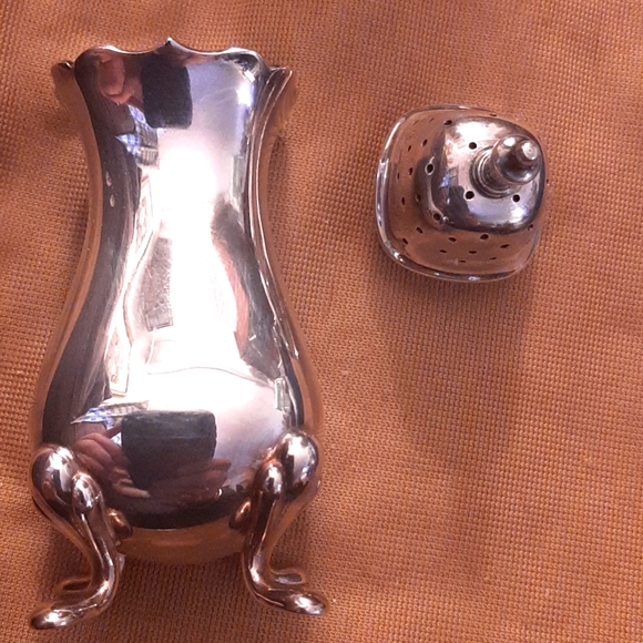 Kingsway England S. P. Pepper pot, c1920 - Picture 2 of 3